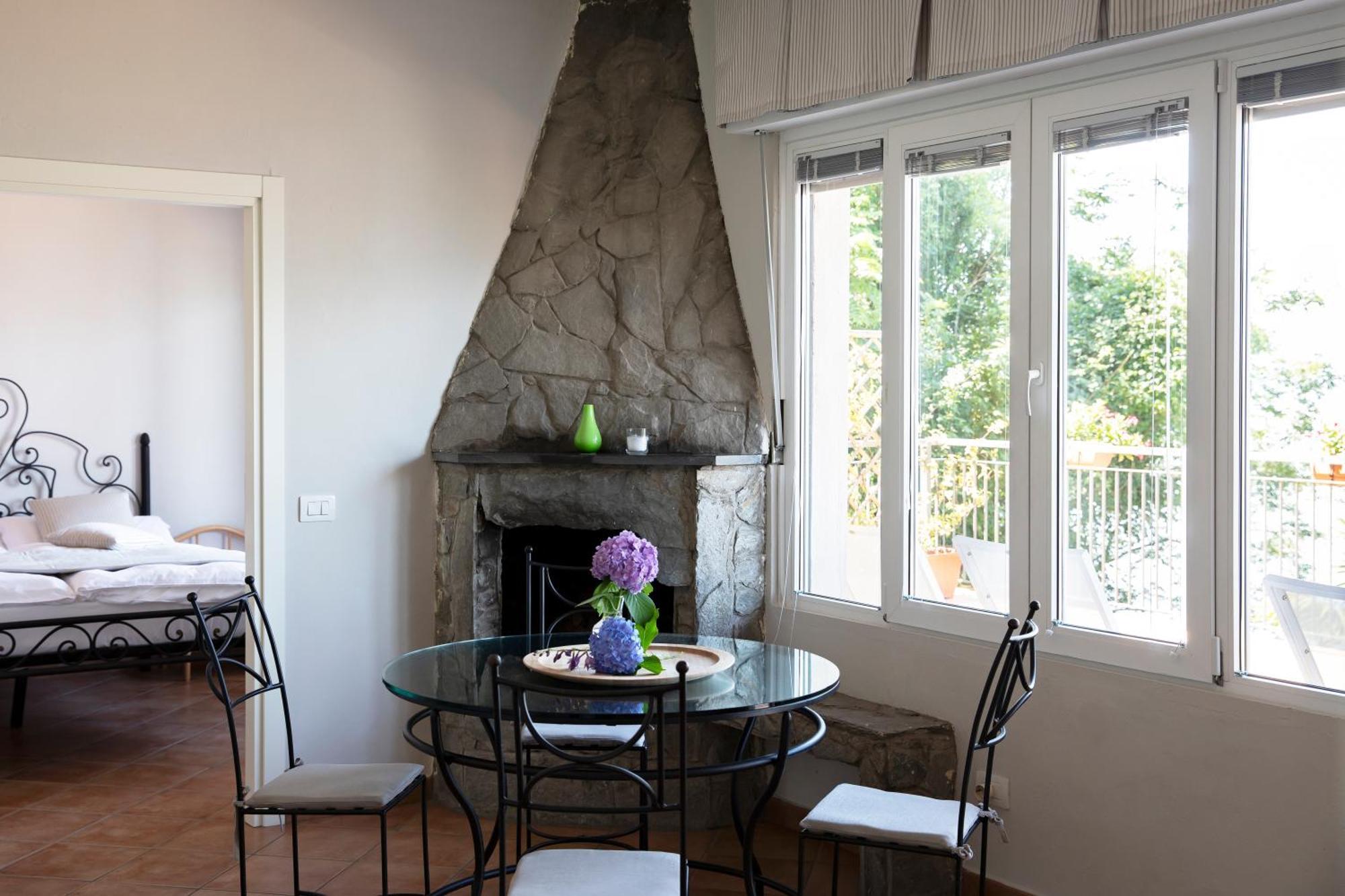 לואינו Charming Moment Di Villa Porta - Residenza Leonardo מראה חיצוני תמונה